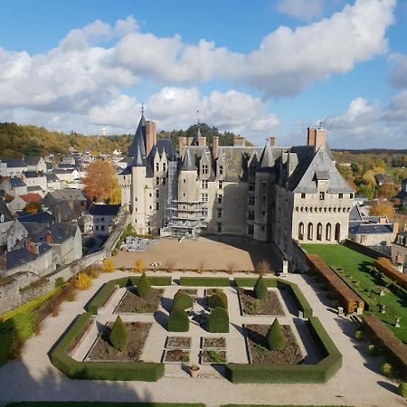 Monts-sur-Guesnes多梅因伯格维尔旅馆住宿加早餐旅馆 外观 照片