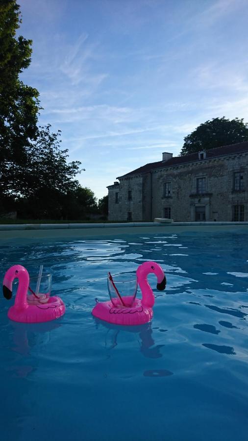 Monts-sur-Guesnes多梅因伯格维尔旅馆住宿加早餐旅馆 外观 照片